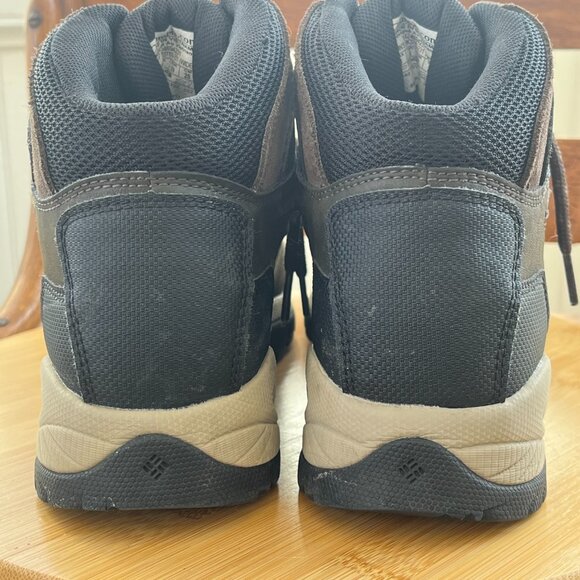 Columbia Waterproof Hiking Boot Women's Size EU 39 Wide, US 8 Wide, EUC - Picture 6 of 10